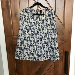 BKE Boutique Button up sheer blouse